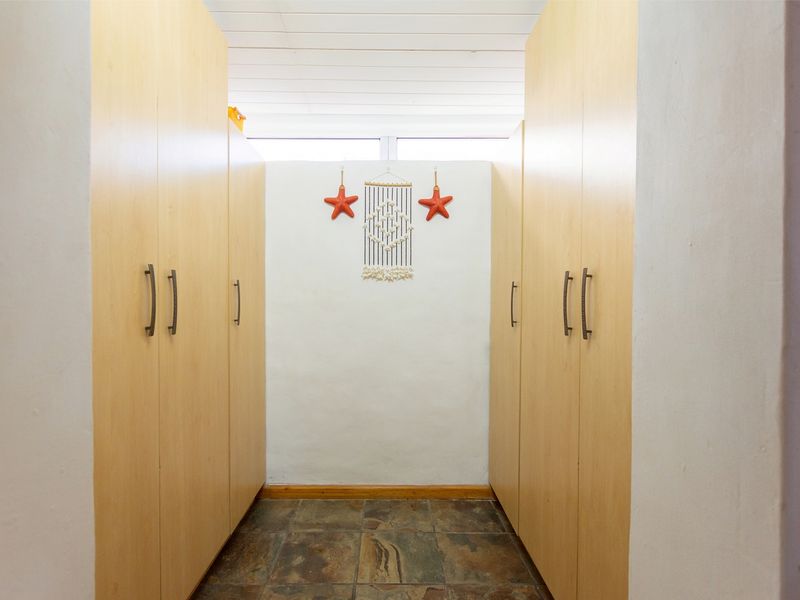 This one-of-a-kind home offers a truly unique layout and lifestyle. - Photo 10