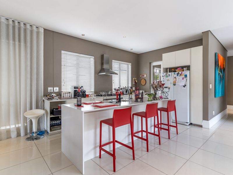 Stunning 4-Bedroom house For Sale in The Acres , Pearl Valley Golf & Country Estate - Photo 8