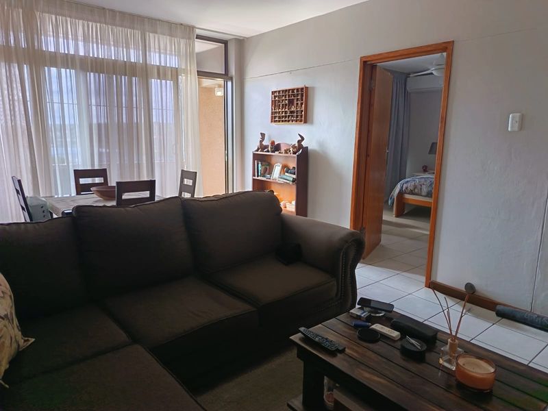 A rare opportunity to own a neat, modern, and move-in-ready one-bedroom unit. - Photo 6