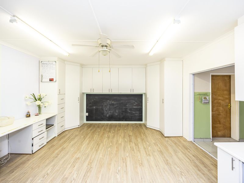 Modern Family Home in the Heart of Beacon Bay - Photo 10