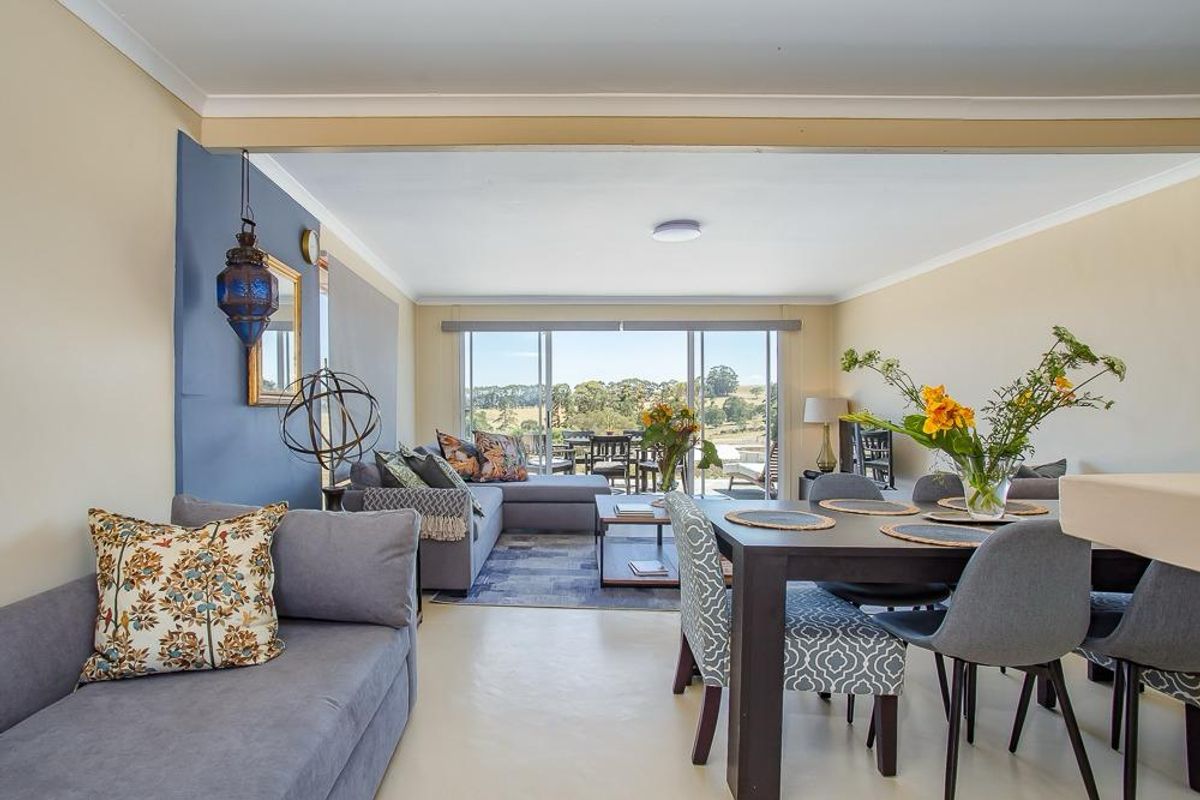 3-Bedroom Farmhouse – Pet-Friendly & Fully Furnished - Photo 5