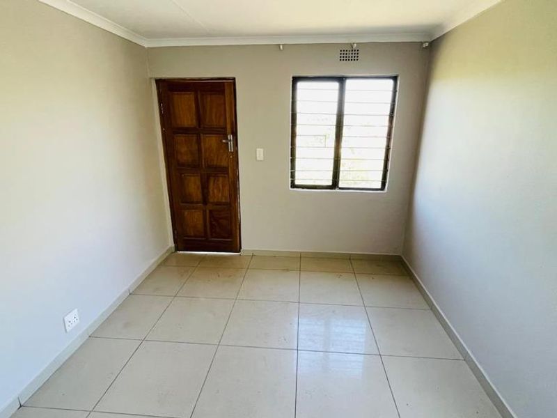 Ideal Starter Home - Photo 4