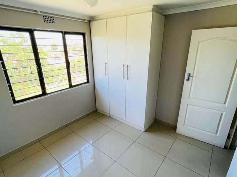 Ideal Starter Home - Photo 7