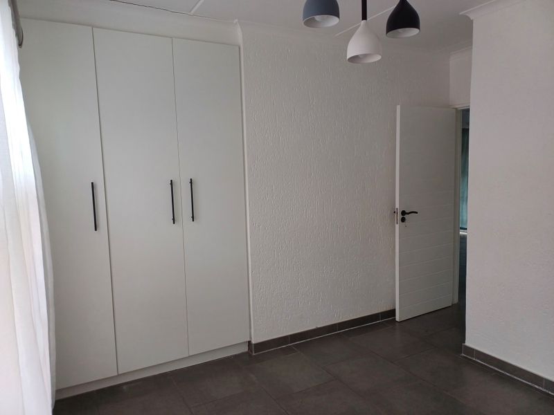 Apartment Rental Monthly In Johannesburg - Photo 9