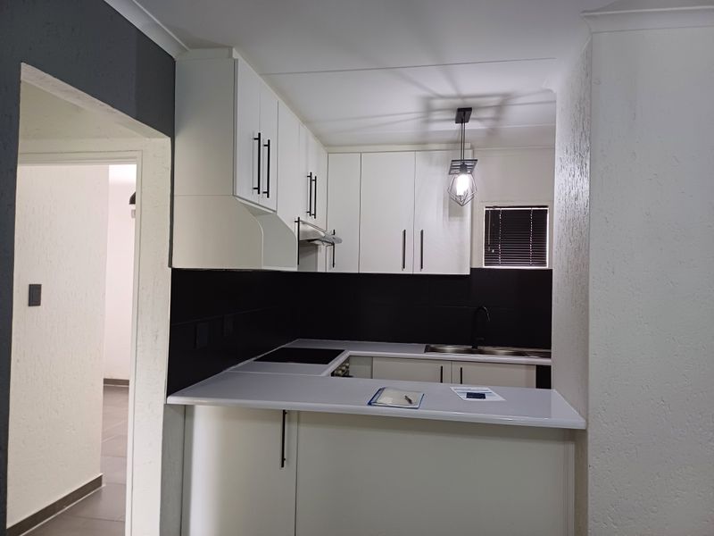 Apartment Rental Monthly In Johannesburg - Photo 6