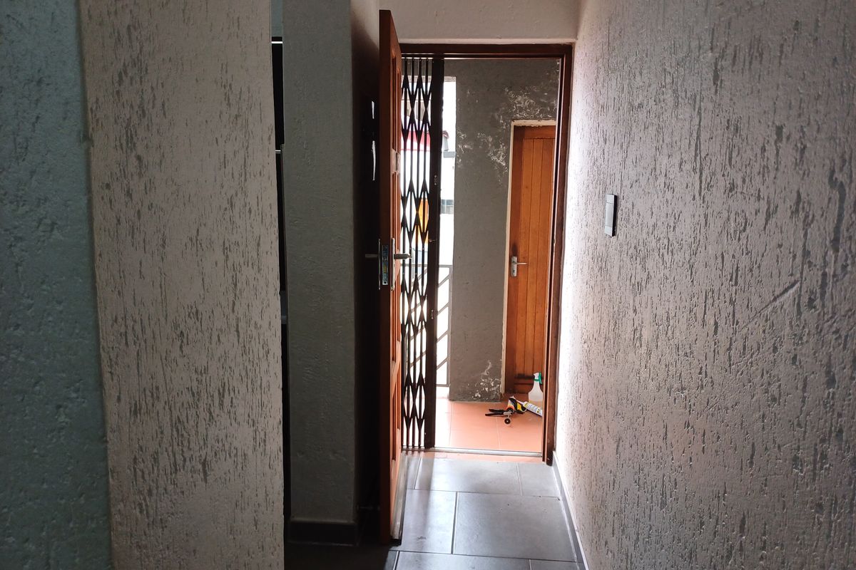 Apartment Rental Monthly In Johannesburg - Photo 2