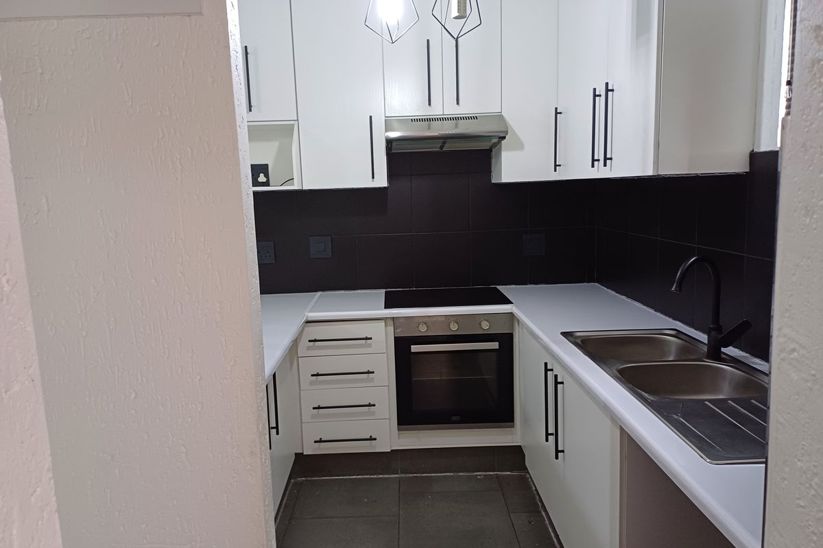 Apartment Rental Monthly In Johannesburg - Photo 5