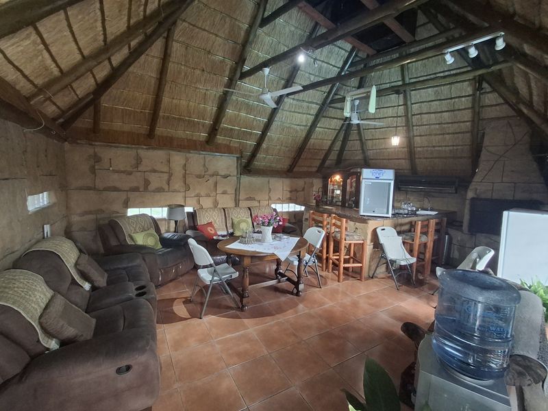 Unique Home with Private Jacuzzi, Pool and stunning Lapa - Photo 5