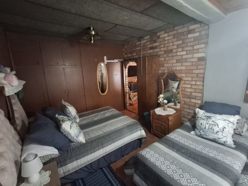 Unique Home with Private Jacuzzi, Pool and stunning Lapa - Photo 8