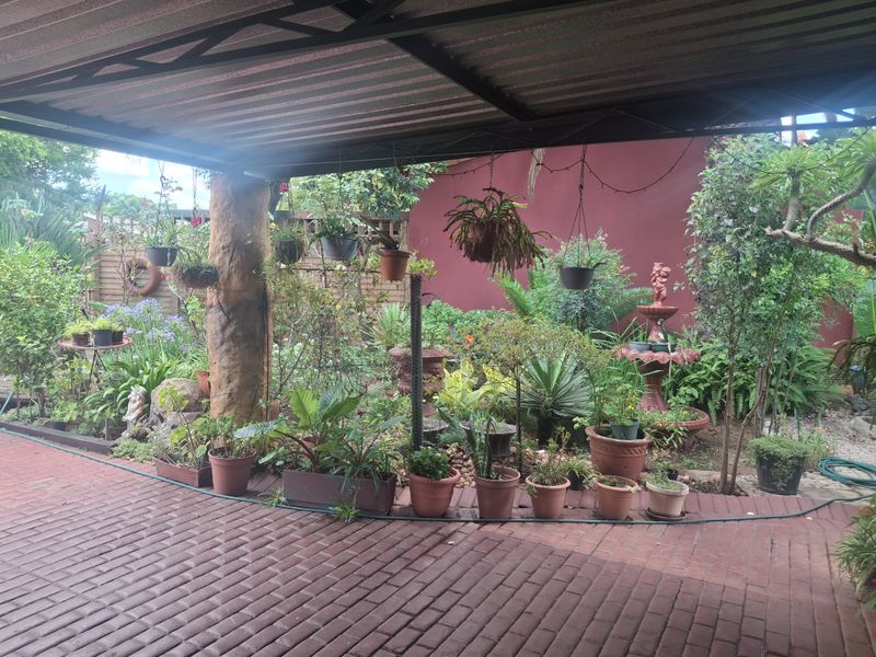 Unique Home with Private Jacuzzi, Pool and stunning Lapa - Photo 3