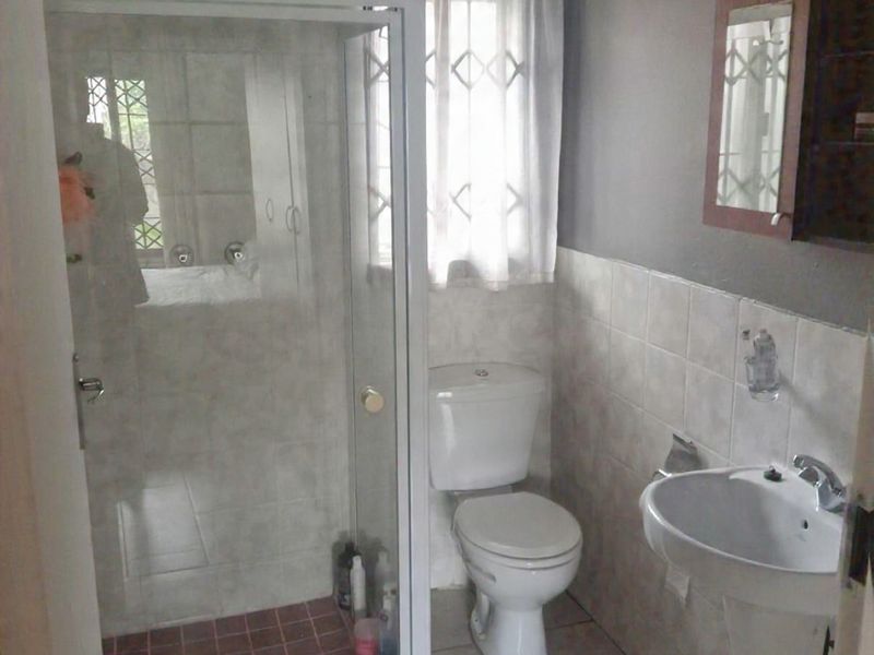 2 Modern Townhouse for Sale in Vaalpark - Photo 9