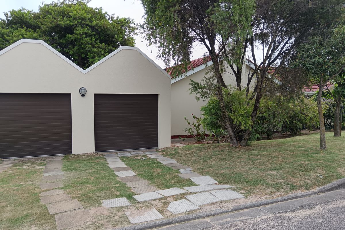 4-Bedroom Gem in Old Belhar – Packed with Extras! - Photo 2