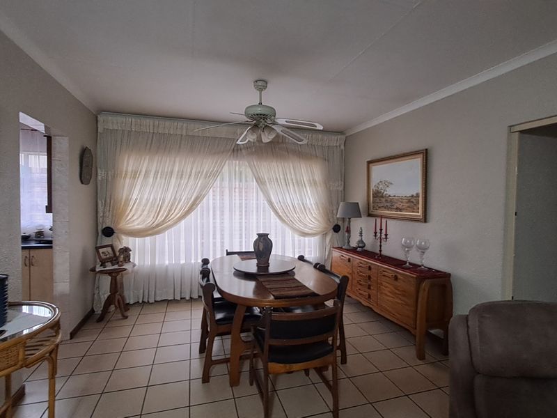 A Private, Panhandle Home in the Heart of Historic Heidelberg - Photo 4