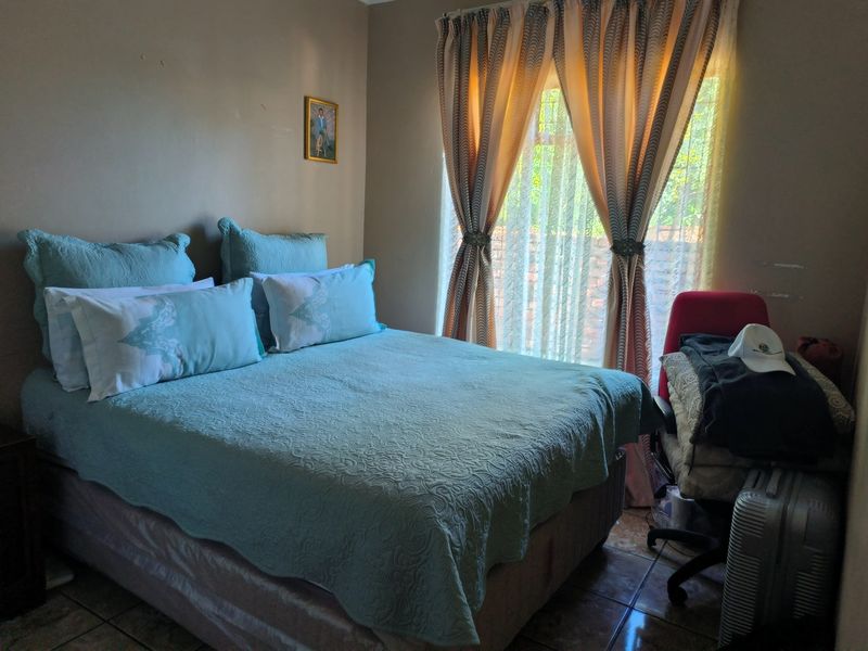 Two Bedroom Apartment For Sale In Orkney a Close proximity to Golf Park - Photo 6