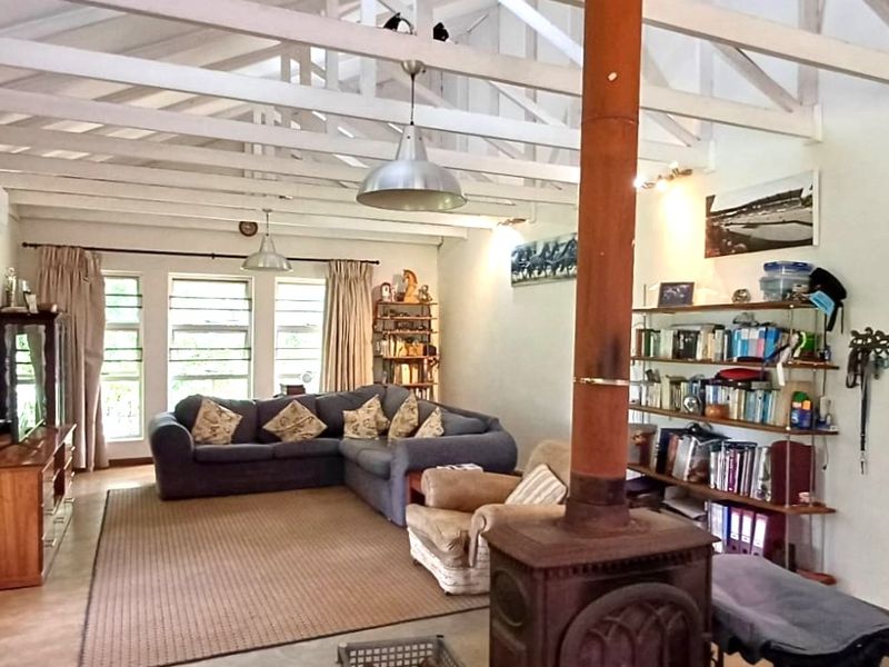 8.4990ha Water-Rich Smallholding for Sustainable Versatility Living. - Photo 4