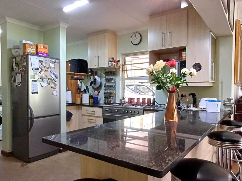 8.4990ha Water-Rich Smallholding for Sustainable Versatility Living. - Photo 5