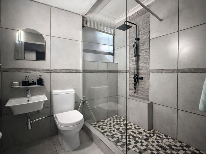 Dual Mandate | Family Home with Flatlet in Prime Cashan - Photo 8