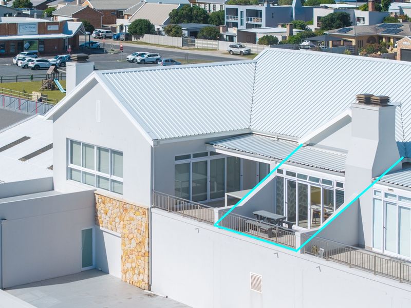 Your own modern coastal apartment now available! - Photo 2