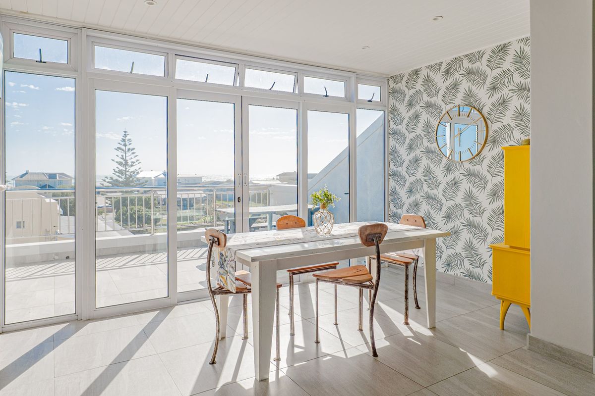 Your own modern coastal apartment now available! - Photo 5