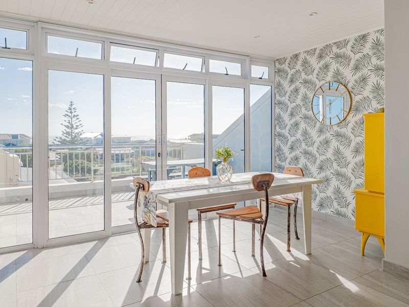 Your own modern coastal apartment now available! - Photo 5