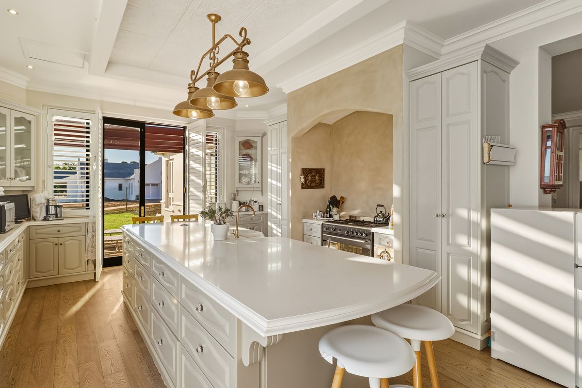 Prestige, Privacy, Panoramas, Perfection! - Photo 5