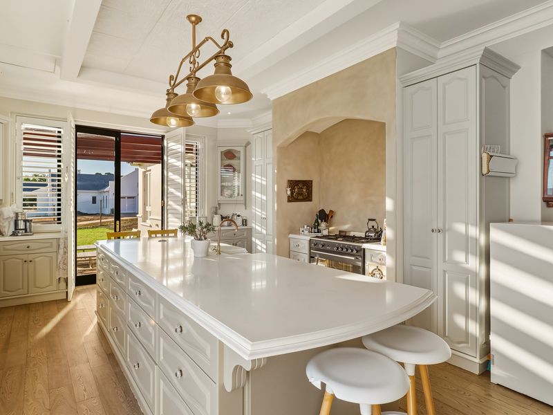 Prestige, Privacy, Panoramas, Perfection! - Photo 5