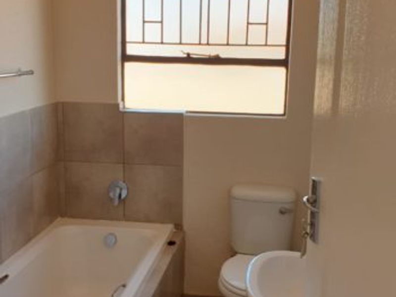 Charming 3-Bedroom Home for Sale in Eastview - Photo 4