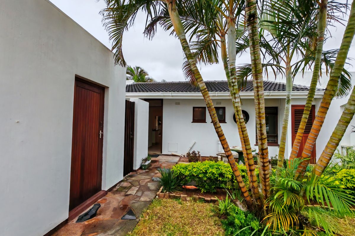 Country Style Simplex in Secure, Sought After Durban North Complex - Photo 3