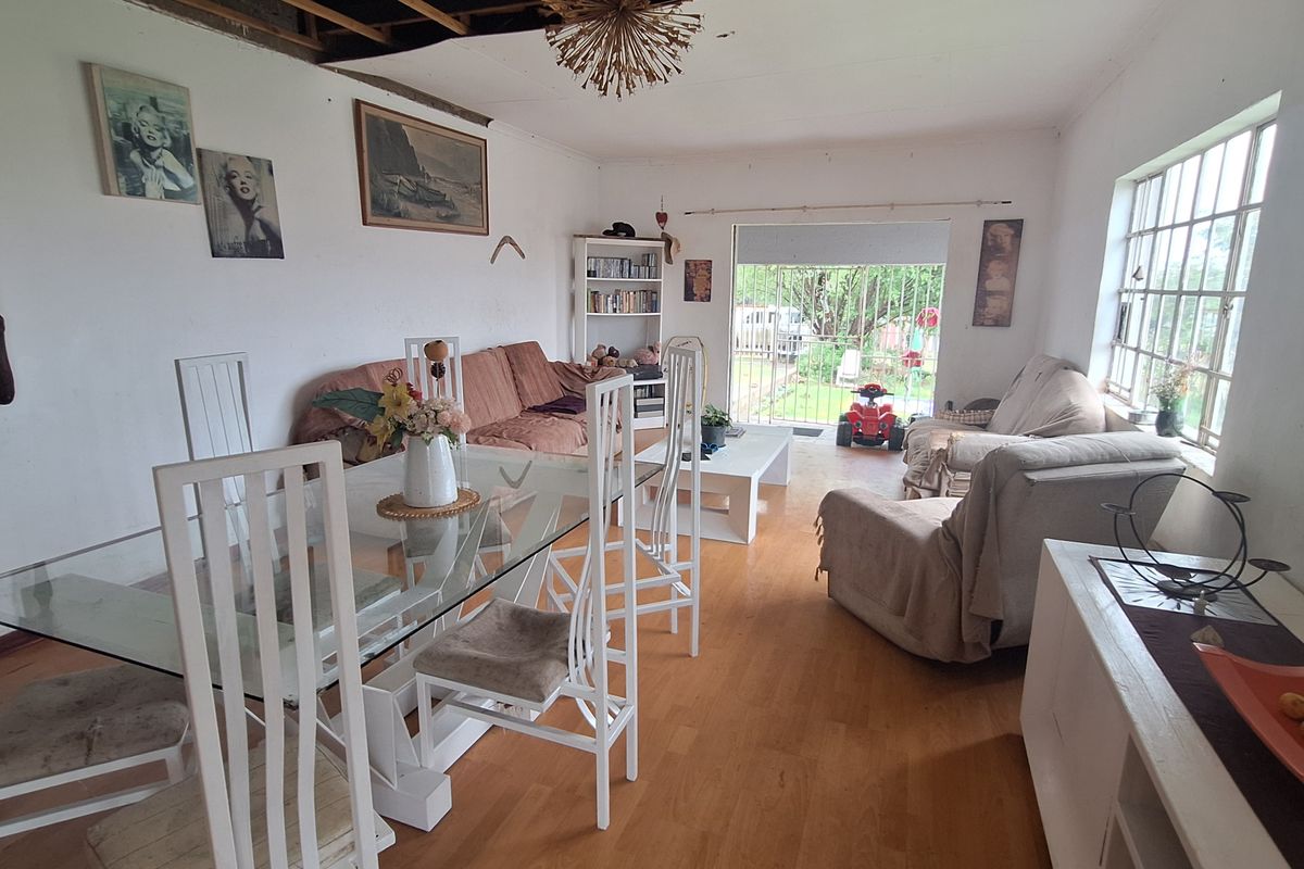 House with so much potential for sale - Photo 4