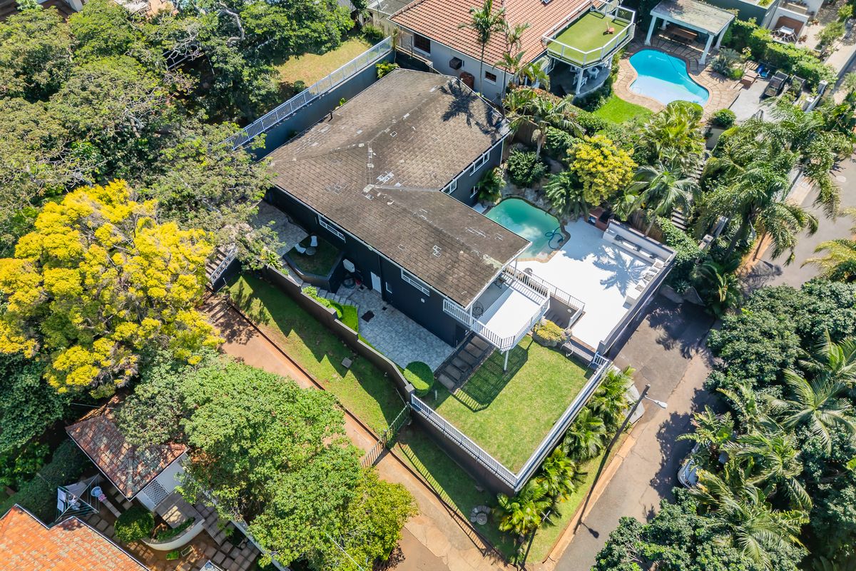 CONTEMPORARY HILLTOP HOME UPPER GLENWOOD - Photo 5