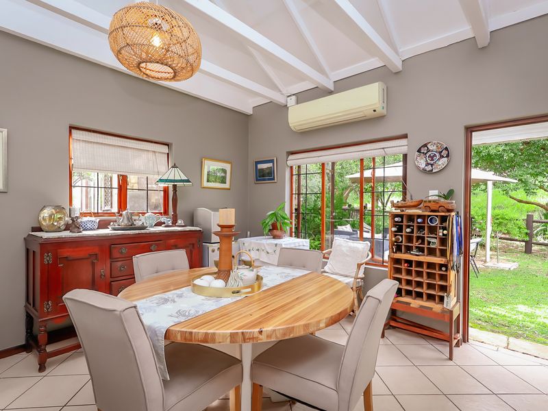 Charming Renovated Home with Private Garden and Seamless Indoor-Outdoor Living - Photo 6