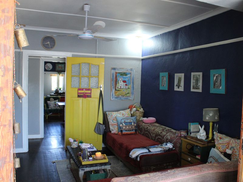 Cozy Family Home in Sutherland - Photo 3