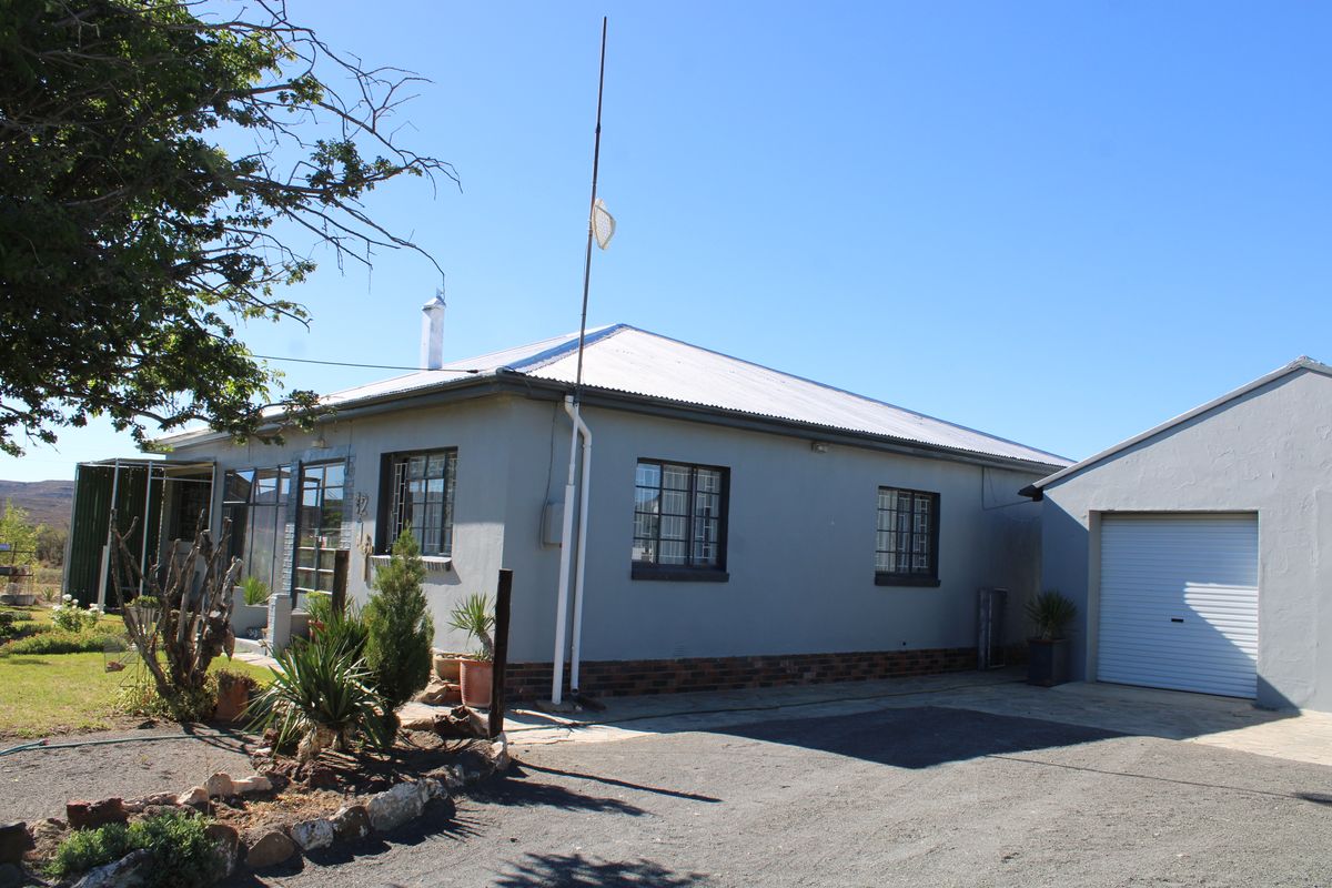 Cozy Family Home in Sutherland - Photo 2