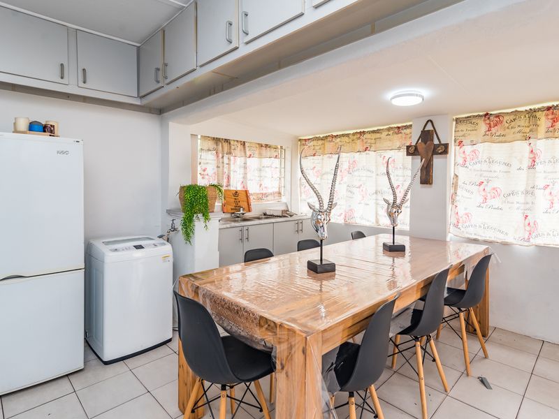 3 Bedroom House For Sale Complete With Flatlet & Out Buildings In Boltonia - Photo 6