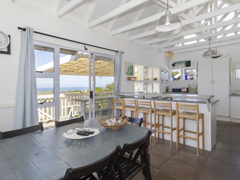 Four Bedroom House For Sale in Port Alfred - Photo 4