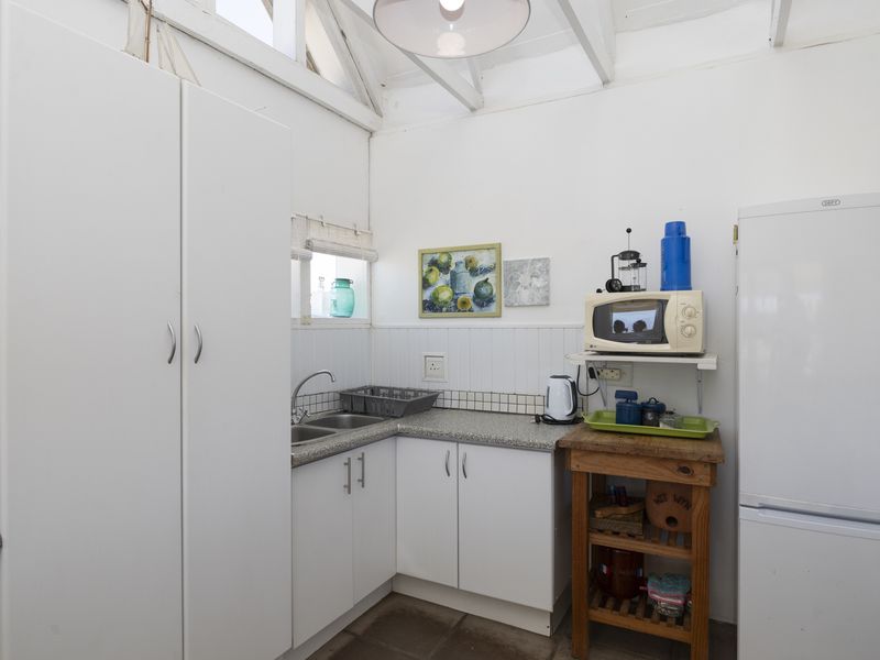 Four Bedroom House For Sale in Port Alfred - Photo 8