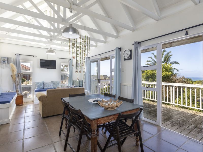 Four Bedroom House For Sale in Port Alfred - Photo 3