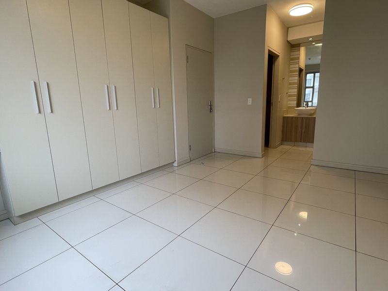 Sophisticated City Living Starts Here - Photo 10