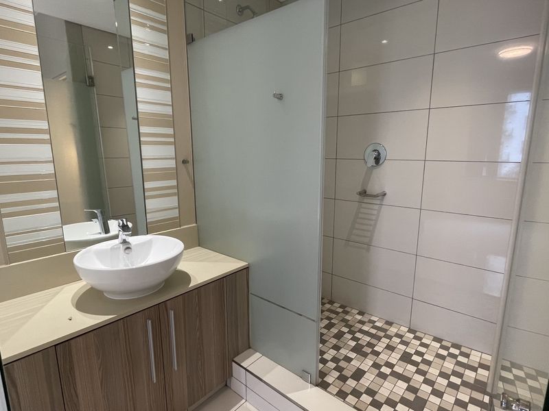 Sophisticated City Living Starts Here - Photo 8