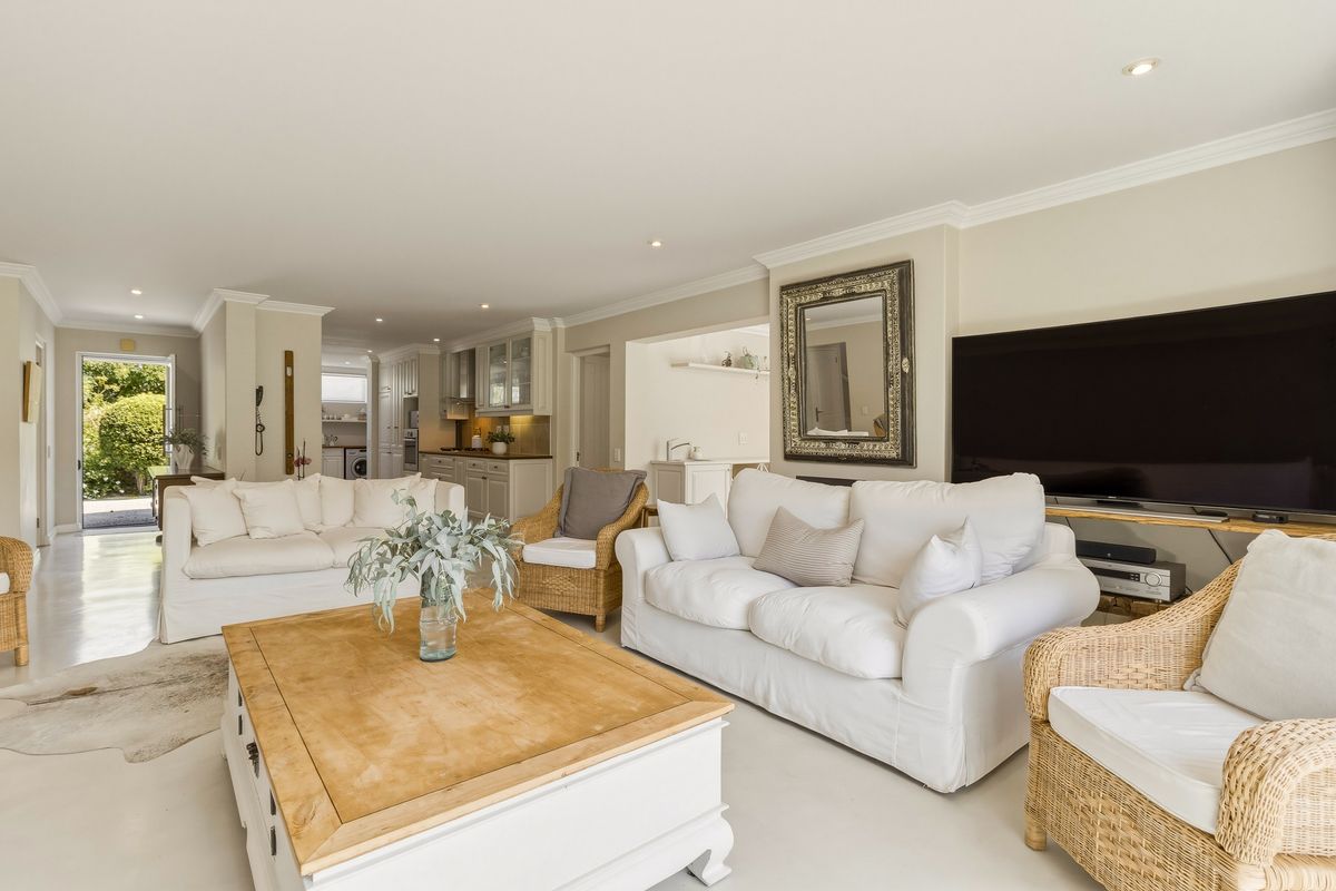 Rare Find in Sought After Erinvale Golf Estate - Photo 5