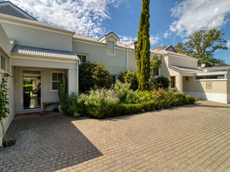 Rare Find in Sought After Erinvale Golf Estate - Photo 2