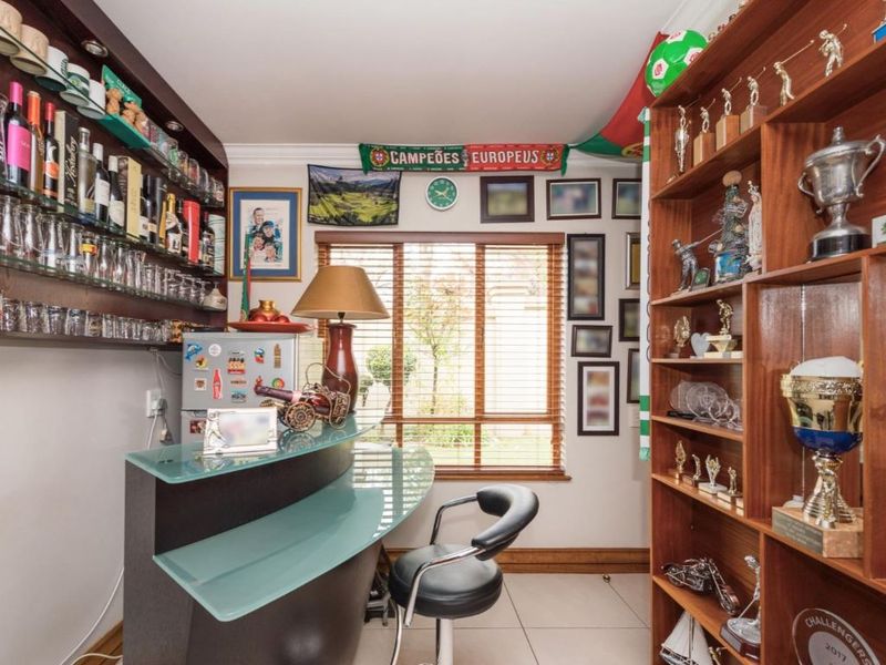 Tuscan-Style Family Home | Move-In Ready - Photo 5