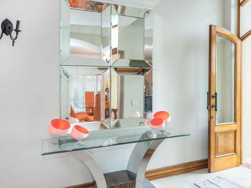 Tuscan-Style Family Home | Move-In Ready - Photo 7