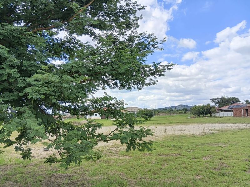 Spacious 762m2 vacant stand in the sought-after Bushveld Estate, Brits - Photo 6