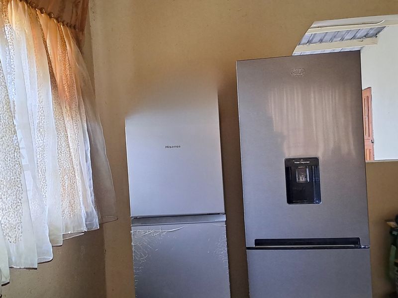 Little haven awaits you!! - Photo 2