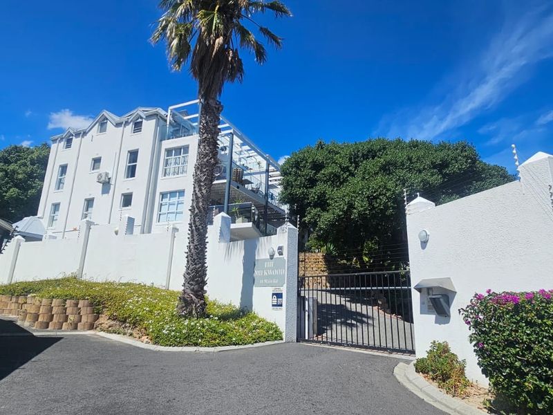 Furnished Apartment - Photo 2