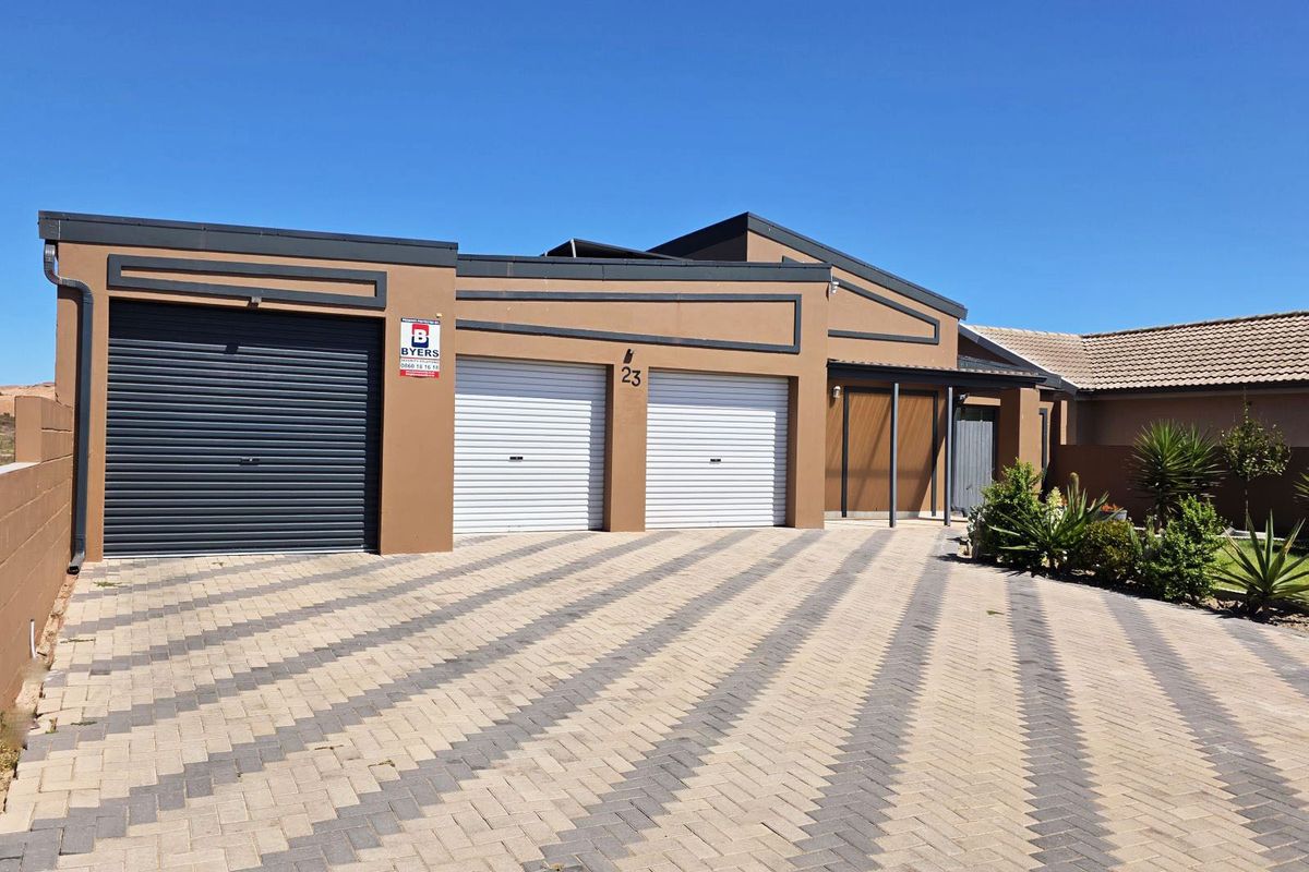 A spacious home in popular Groenkloof with farmland views and more. - Photo 2