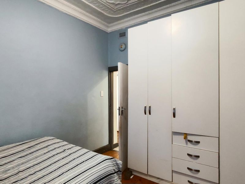 Dual Living Opportunity with Flatlets in Primrose - URGENT sale - Photo 10