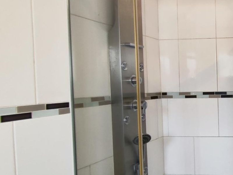 Dual Living Opportunity with Flatlets in Primrose - URGENT sale - Photo 7