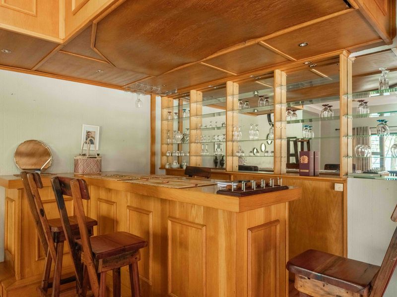 Your Ideal Coastal Retreat Awaits! - Photo 10